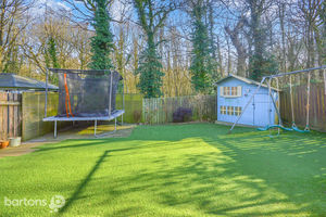 Photo 23- click for photo gallery